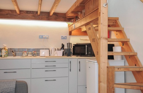 Quethiock Cottage | LITTLE COOMBE, pet friendly, with a garden in Liskeard
