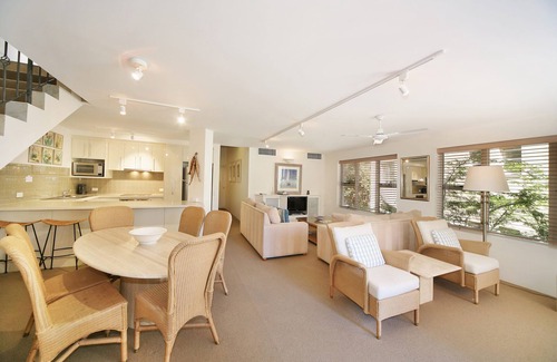 Noosa Heads Apartment | Little Cove Escape
