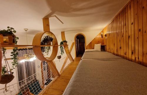 Miskolc Apartment | Little Cozy Apartman