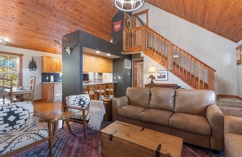 Branson West House | Little Creek Cabin