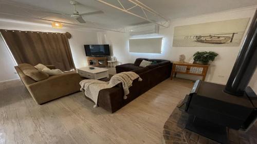 Lake Wangary House | Little Douglas Holiday Shack - A Rare Opportunity To Rent A Property In This Idyllic Coastal Community