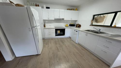 Lake Wangary House | Little Douglas Holiday Shack - A Rare Opportunity To Rent A Property In This Idyllic Coastal Community