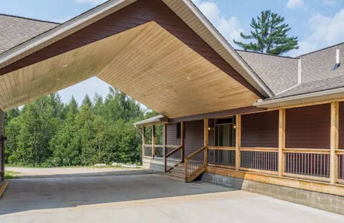 Bigfork Cabin | Little East Lake Escape - LODGE - ATV Paradise!