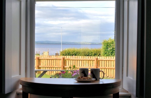 Carsethorn Cottage | Little Egret - a cottage that sleeps 3 guests in 1 bedroom