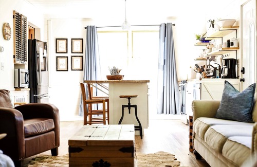 Morganton Cottage | Little Farmhouse Escape Explore Relax
