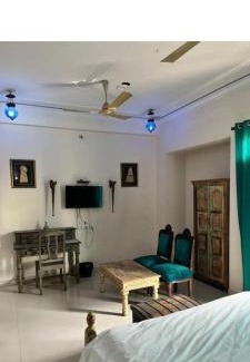 Amer Fort Road Hotel | Little Ganesha Inn