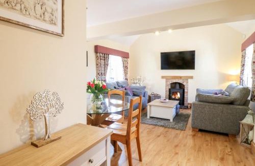 Uttoxeter House | Little Gem