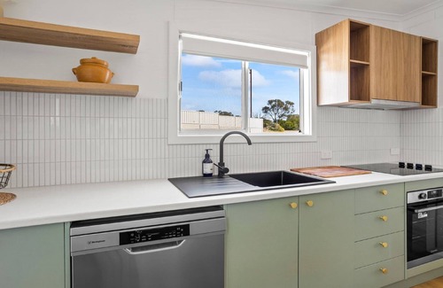 Lake Wangary House | LITTLE HAVEN, TOP NOTCH