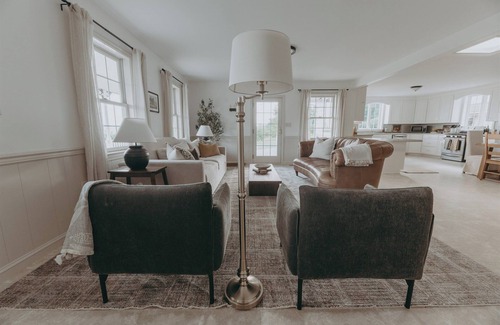 Narvon House | Little Mountain Villa - Basement Game Room, Breeo Fire Pit, Two Full Kitchens