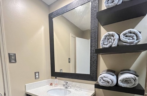 Hoover House | Little Oasis - Birmingham - Pet friendly