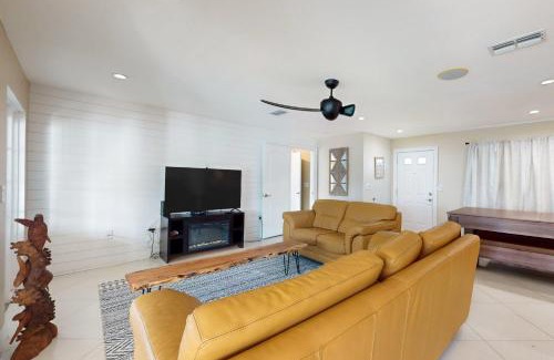 Hernando Beach House | Little Pine Island Retreat