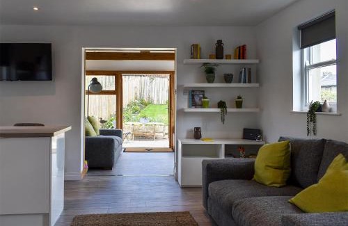 Addingham House | Little Plumtree