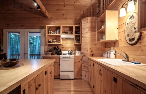 Waterford House | Little Red Cabin on the Lake - Canoe, Swim, Fish & Toast Marshmallows