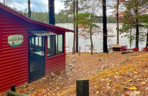 Three Lakes House | Little Red Lakeside Cabin