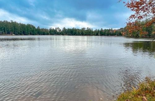 Three Lakes House | Little Red Lakeside Cabin