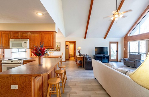 Pangburn House | Little Red River Retreat at Dripping Springs Access