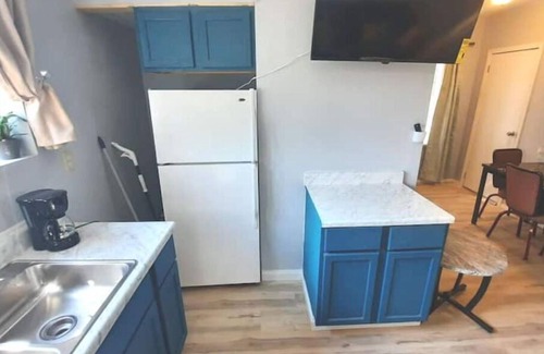 West Columbus Apartment | Little Rome