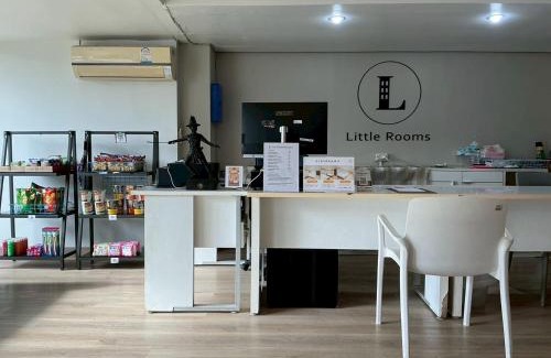 Chanthaburi Hotel | Little Rooms