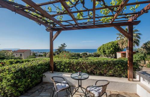 Anissaras Villa | Little Seaside Villa in Hersonissos