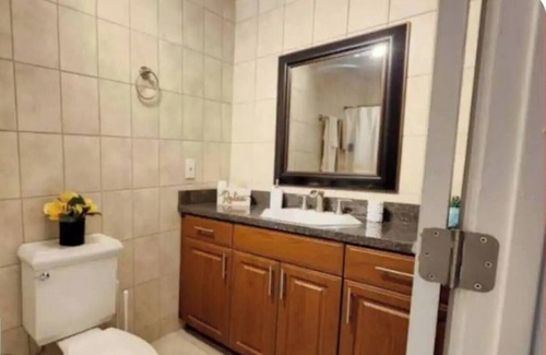 St. Petersburg - Clearwater Apartment | Little Skyway unit B
