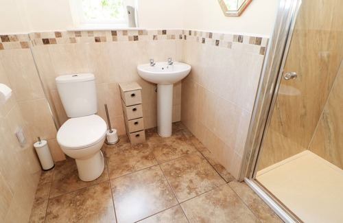 Warcop Cottage | LITTLE TREASURE COTTAGE, pet friendly in Appleby-In-Westmorland