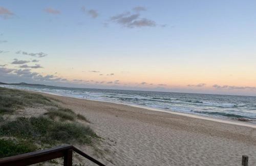 Mudjimba House | Little Whale House