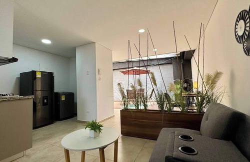 Cali Apartment | LIV-201 Illuminated apartment with beautiful view