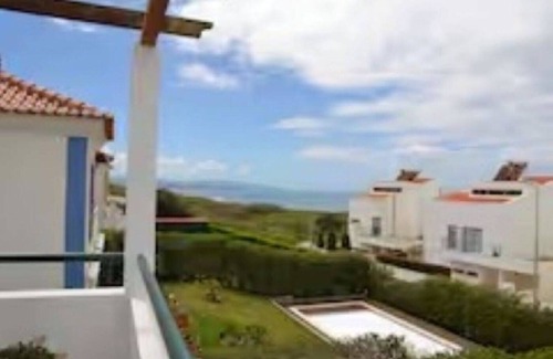 Ericeira Villa | Liv in by Ericeira Property