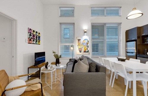 Plateau Mont Royal Apartment | LiV MTL Main-305 Spacious 2BR Suite + Mezzanine