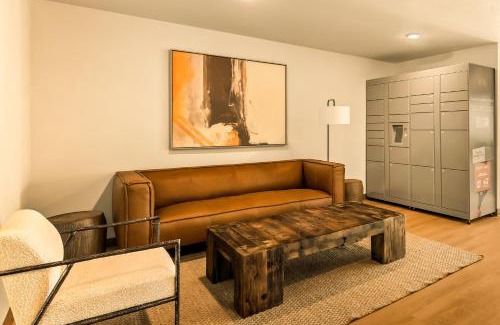 West Jordan Hotel | LivAway Suites Salt Lake City- West Jordan