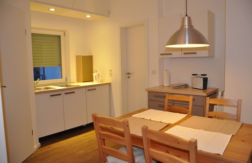 Hallstadt Apartment | Live and sleep right on the Main at the gates of Bamberg World Heritage