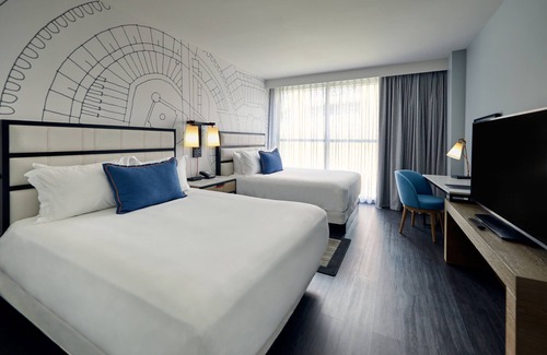 Downtown St. Louis Hotel | Live by Loews - St.Louis