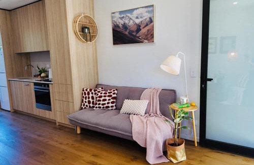 Grey Lynn Villa | Live in Style Modern Townhouse in Prime City Location