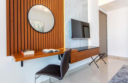 Mina Al Arab Apartment | Live in the middle of Lagoons and Sea