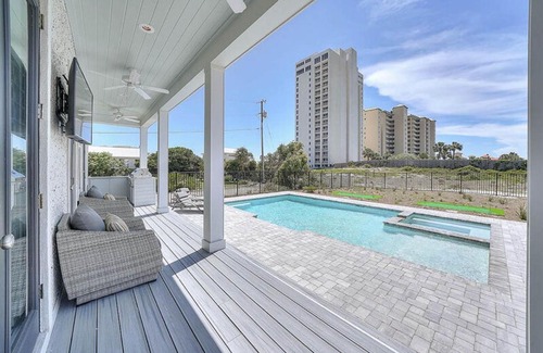 Gulf Pines House | Live It Well by Five Star Properties