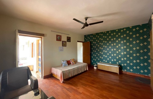 Palampur House | Live like locals in a quiet neighborhood of Palampur.