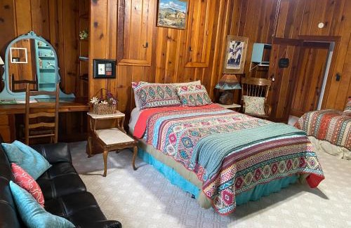 Glen Rose Bed & Breakfast | Live Oak B&B
