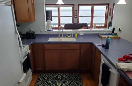 King Ferry Cottage | Live your Best Vacation Life! Lovely 4 BR Property on Cayuga Lake. Dog Friendly