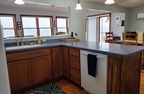 King Ferry Cottage | Live your Best Vacation Life! Lovely 4 BR Property on Cayuga Lake. Dog Friendly