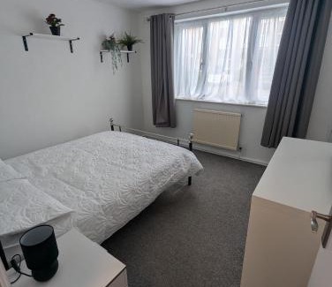 Speke Apartment | Liverpool Airport Accommodation