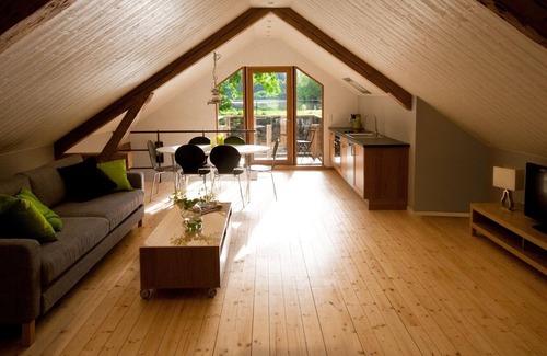 Alingsas House | Living and fishing in wonderful nature!