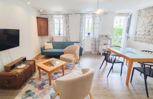 Dudeldorf Apartment | Living-in-History: Meister Carl Apartment