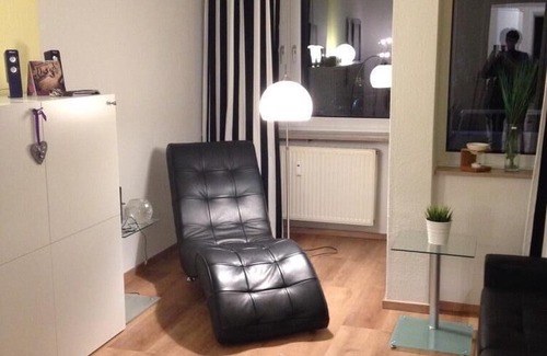 Sankt Arnual Apartment | Living "ON THE BISMARCKBRÜCKE" - 1.7 km to city, green and quiet