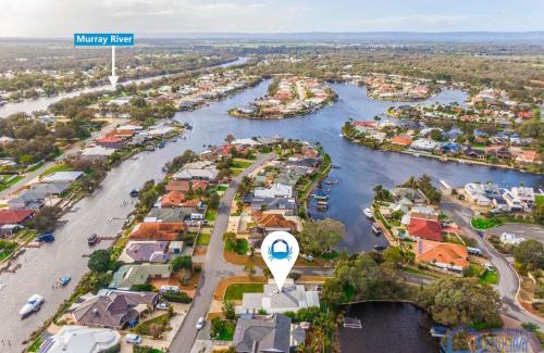South Yunderup House | Living the Dream in Yunderup