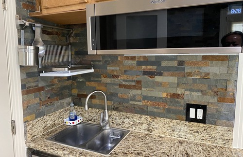 Huntington Beach Apartment | Living with the best weather all year, come to enjoy it !