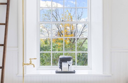 Guelph/Eramosa Other | Livingstone Farm 1860 - Luxury Stay and Experiences