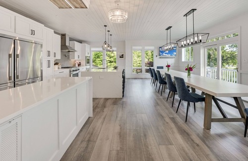Bumpass House | LKA All Day! - An Expansive Waterfront Retreat on Lake Anna