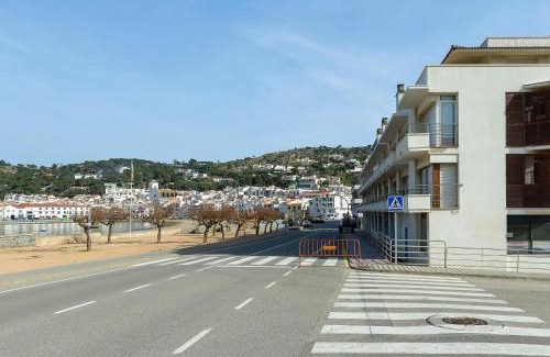 Port de la Selva Apartment | LLANÇÀ 11 ÀTIC - Ático en primera línea de mar, gran terraza y piscina comunitaria - ES-228-60