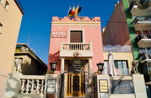Masnou Hotel | Llar de Capitans