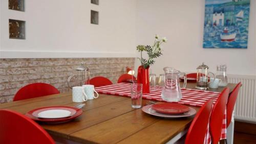 Brynrefail House | Llety'r Adar